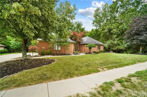 897 Highpoint Dr, Springboro, OH 45066 photo 5