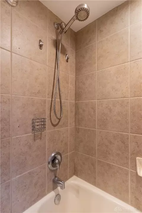 4256 Schrubb Dr, Kettering, OH 45429 photo 27