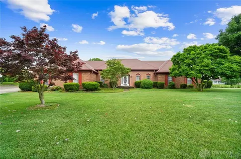 168 Hatchet Dr, Eaton, OH 45320