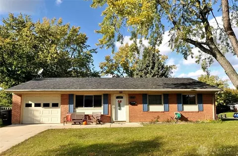 313 Randy Dr, West Carrollton, OH 45449