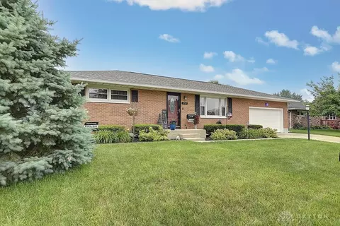 1717 Montego Dr, Springfield, OH 45503 photo 2