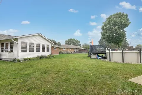 1717 Montego Dr, Springfield, OH 45503 photo 6