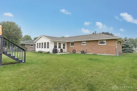 1717 Montego Dr, Springfield, OH 45503 photo 4