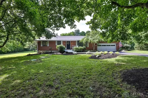 6480 Red Lion 5 Points Rd, Springboro, OH 45066
