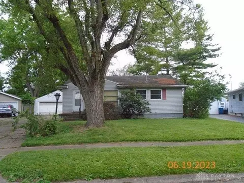 515 Dundee Cir, Dayton, OH 45431
