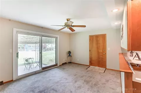1065 Georgian Dr, Kettering, OH 45429 photo 11