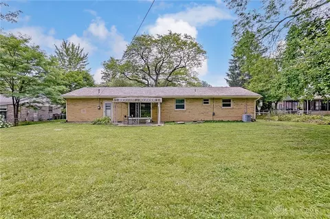 1065 Georgian Dr, Kettering, OH 45429 photo 24