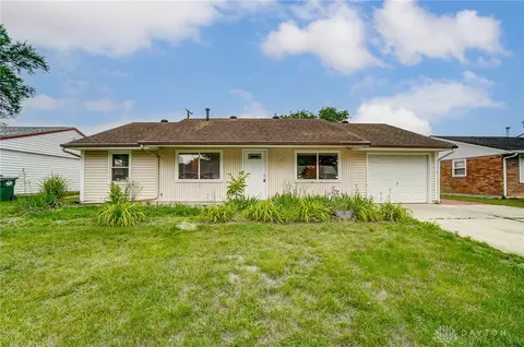80 S Hillcrest Dr, Germantown, OH 45327
