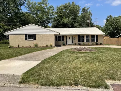 148 Upper Hillside Dr, Bellbrook, OH 45305