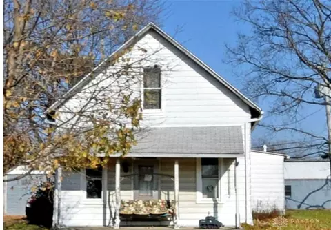 295 Cusick Ave, Brookville, OH 45309