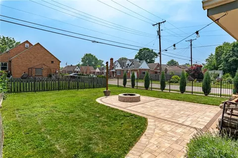 300 Lewiston Rd, Kettering, OH 45429 photo 33