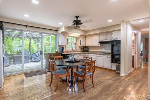 2360 Adirondack Trl, Kettering, OH 45409 photo 14