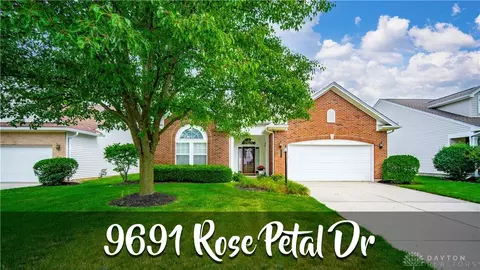 9691 Rose Petal Dr, Tipp City, OH 45371