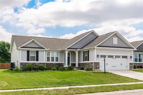 6474 Emerald Downs Pl, Dayton, OH 45424