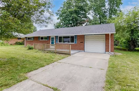 1732 Hillwood Dr, Kettering, OH 45439