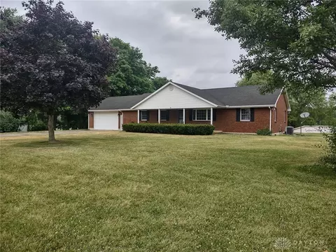 2572 New Burlington Rd, Wilmington, OH 45177
