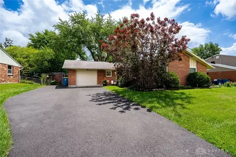 7078 Cliffstone Dr, Dayton, OH 45424