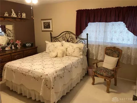 145 Pinecone Dr, Springboro, OH 45066 photo 8