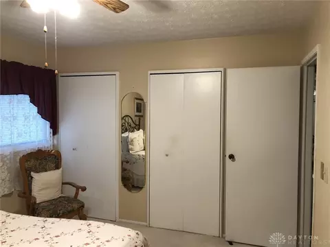 145 Pinecone Dr, Springboro, OH 45066 photo 9