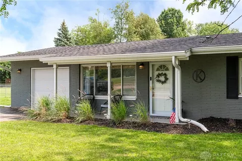 214 W Spring Valley Pike, Centerville, OH 45458 photo 4
