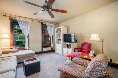 1938 S Burnett Rd, Springfield, OH 45505 photo 18
