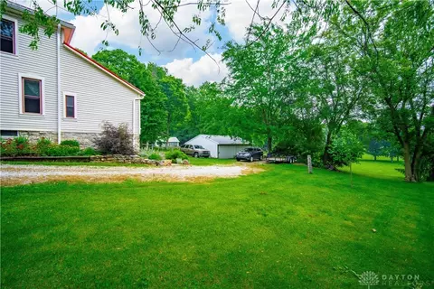 1938 S Burnett Rd, Springfield, OH 45505 photo 11