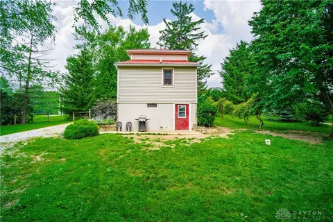 1938 S Burnett Rd, Springfield, OH 45505 photo 12