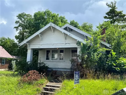 2128 Ravenwood Ave, Dayton, OH 45406