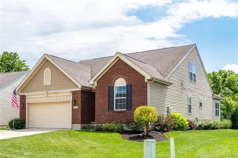 1101 Bluffview Dr, Fairborn, OH 45324