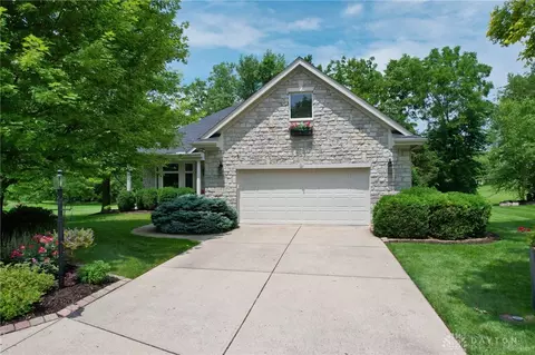 1103 Wedgecreek Pl, Centerville, OH 45458