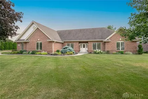 4229 Wagner Hill Dr, Dayton, OH 45440