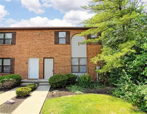 3151 Roesch Blvd #18, Fairfield, OH 45014