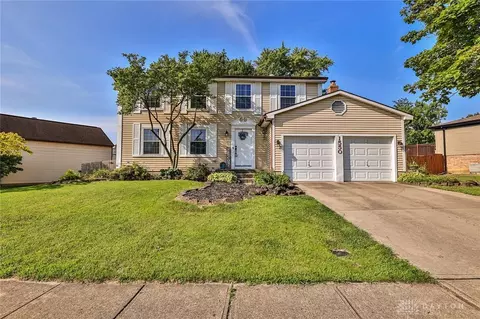1550 Vista Ridge Dr, Miamisburg, OH 45342