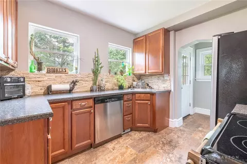7033 Hamilton Ave, Cincinnati, OH 45231 photo 16