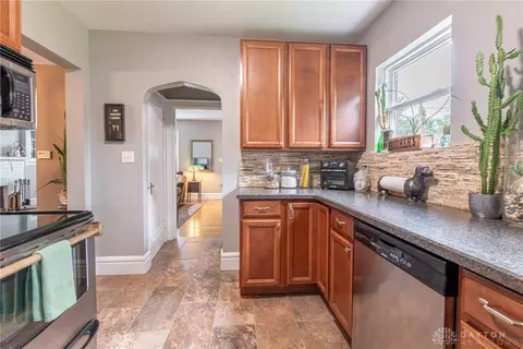 7033 Hamilton Ave, Cincinnati, OH 45231 photo 14