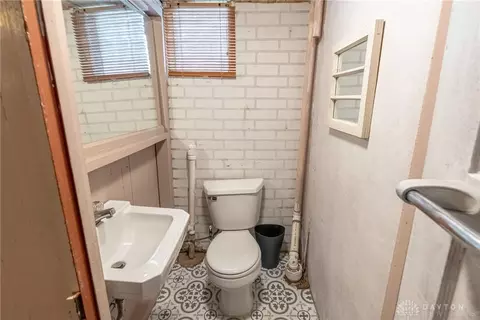 7033 Hamilton Ave, Cincinnati, OH 45231 photo 30
