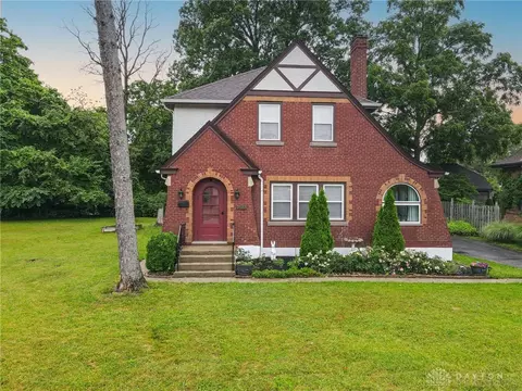 7033 Hamilton Ave, Cincinnati, OH 45231 photo 2