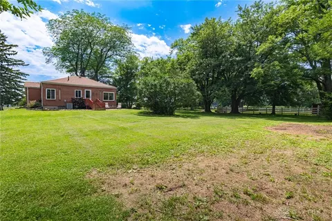 88 W Jackson Rd, Springfield, OH 45502 photo 24