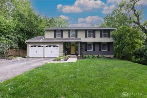 632 W Stroop Rd, Dayton, OH 45429