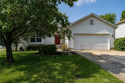 459 Little Creek Dr, Lebanon, OH 45036