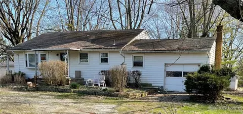 10598 Upper Lewisburg Salem Rd, Brookville, OH 45309