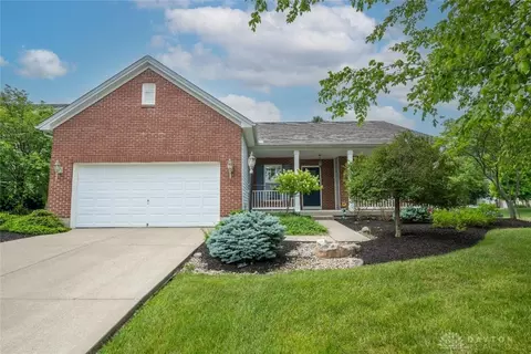 761 Village Green Pkwy, Hamilton Township, OH 45039