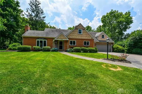 576 W David Rd, Dayton, OH 45429