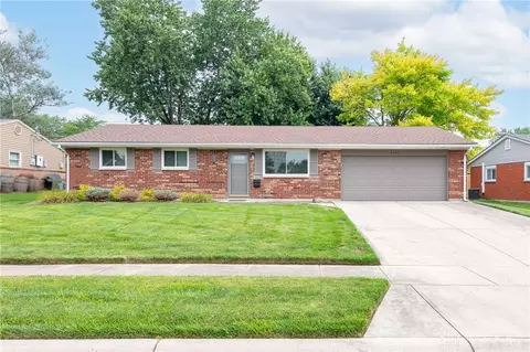 6642 Southern Vista Dr, Enon, OH 45323