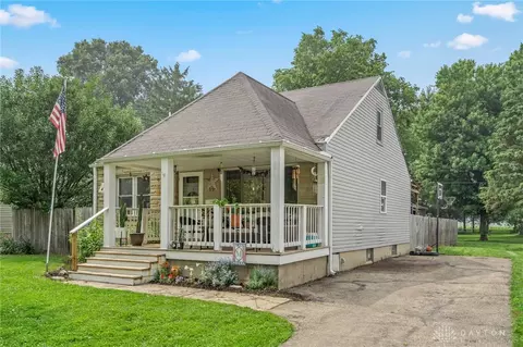 19 Fair Ave, Medway, OH 45341