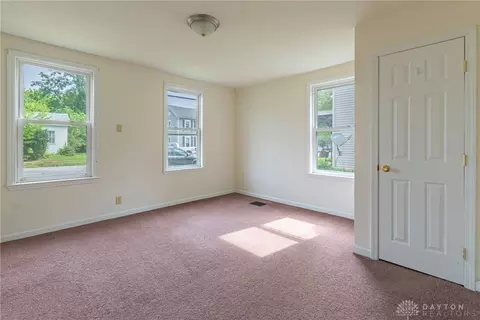221 E Gunckel St, Germantown, OH 45327 photo 6
