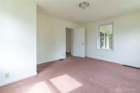 221 E Gunckel St, Germantown, OH 45327 photo 7