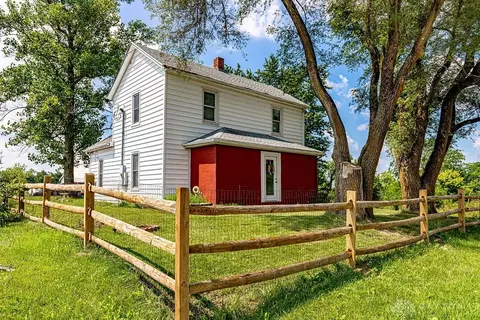7955 Eaton Oxford Rd, Camden, OH 45311