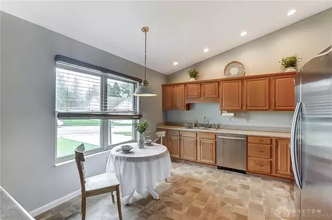 4461 Arbor Ln, Springfield, OH 45503 photo 7