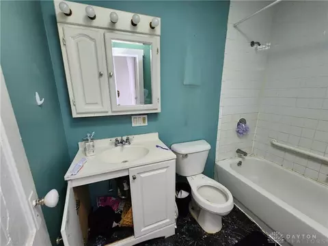 1514 S Limestone St, Springfield, OH 45505 photo 8